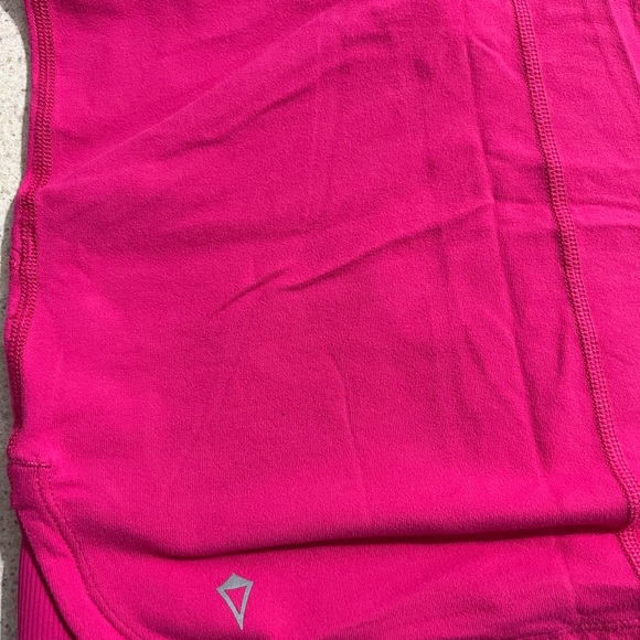 Lululemon IVIVVA half zip - Picture 4 of 5